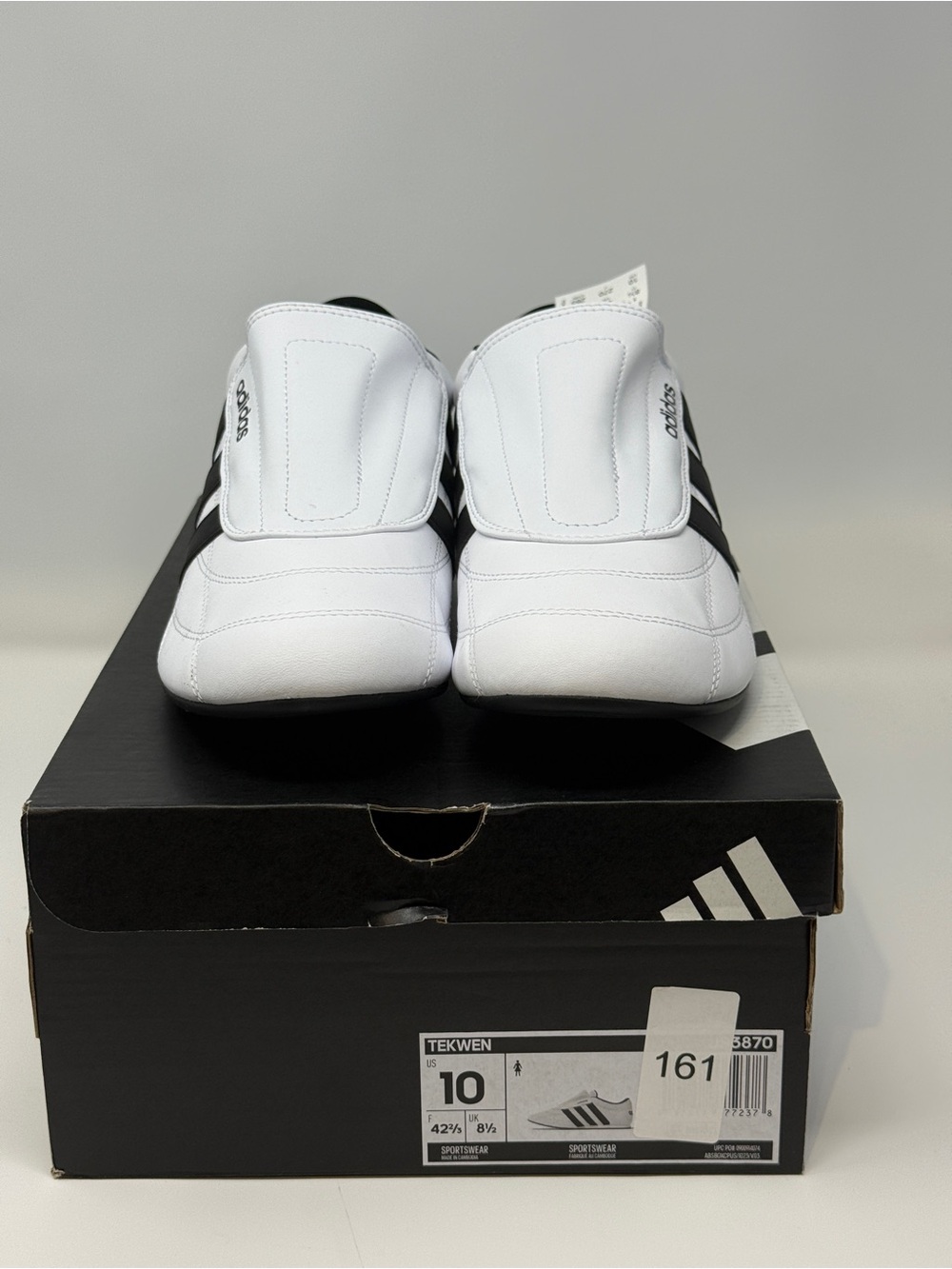 Size 10-adidas TEKWEN